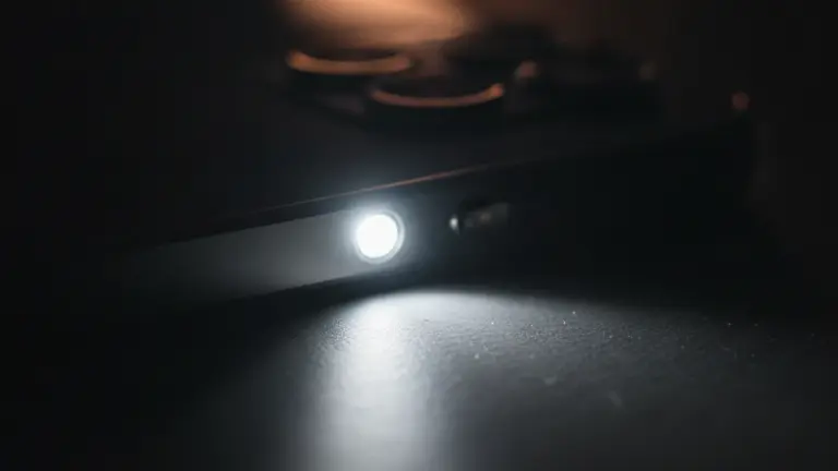 Lanterna Potente e Flash LED: Conheça os Apps Mais Poderosos